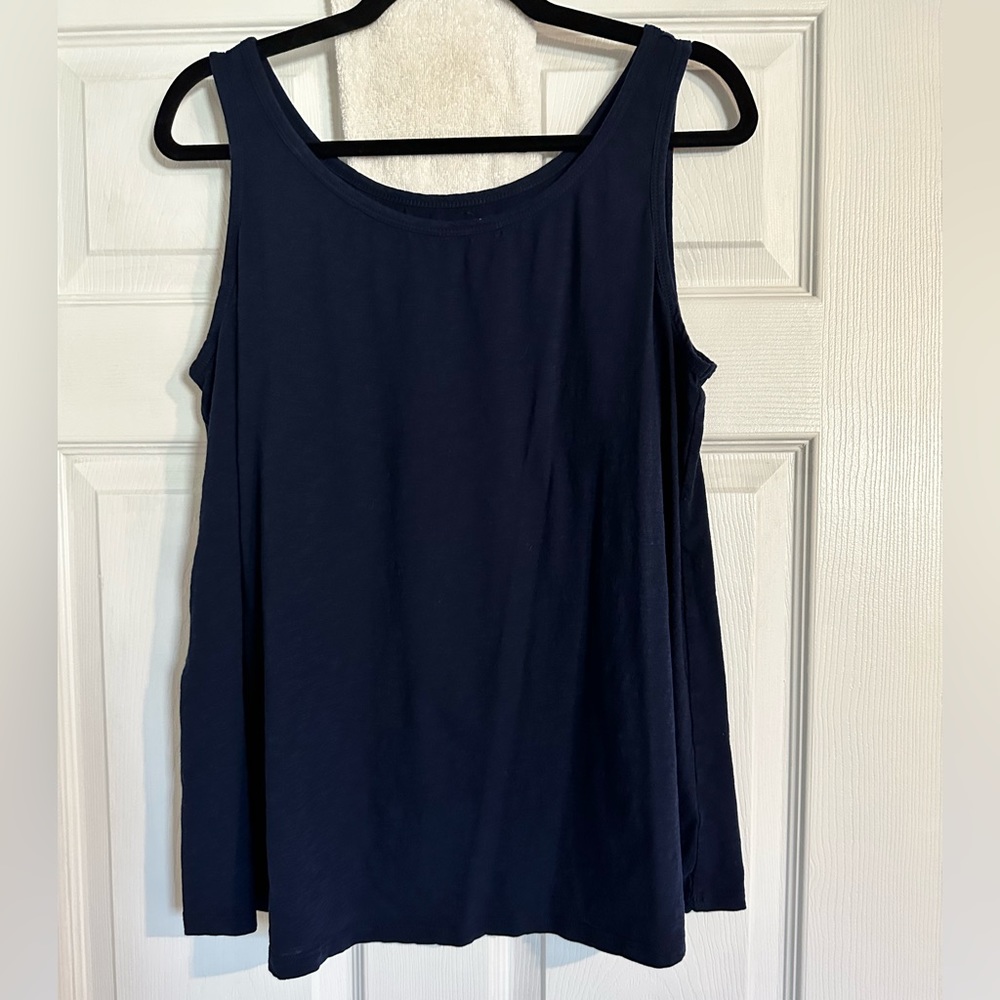 Crown & Ivy Women's Sleeveless Solid Tank Top, Navy Blue, Size XL